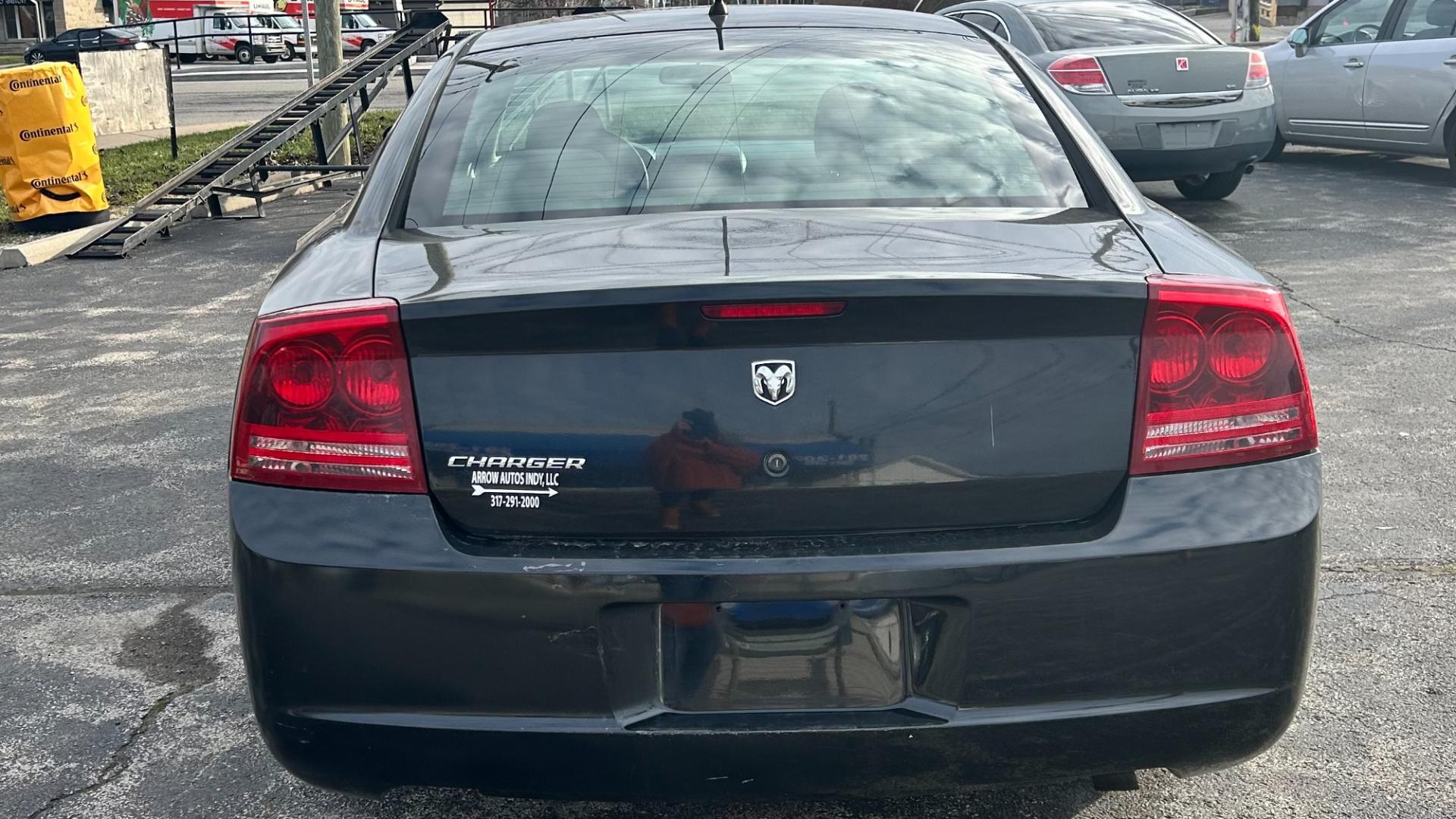 2008 BLACK /BLACK Dodge Charger (2B3KA43R88H) , located at 2710A Westlane Rd., Indianapolis, IN, 46268, (317) 291-2000, 39.885670, -86.208160 - Photo#3